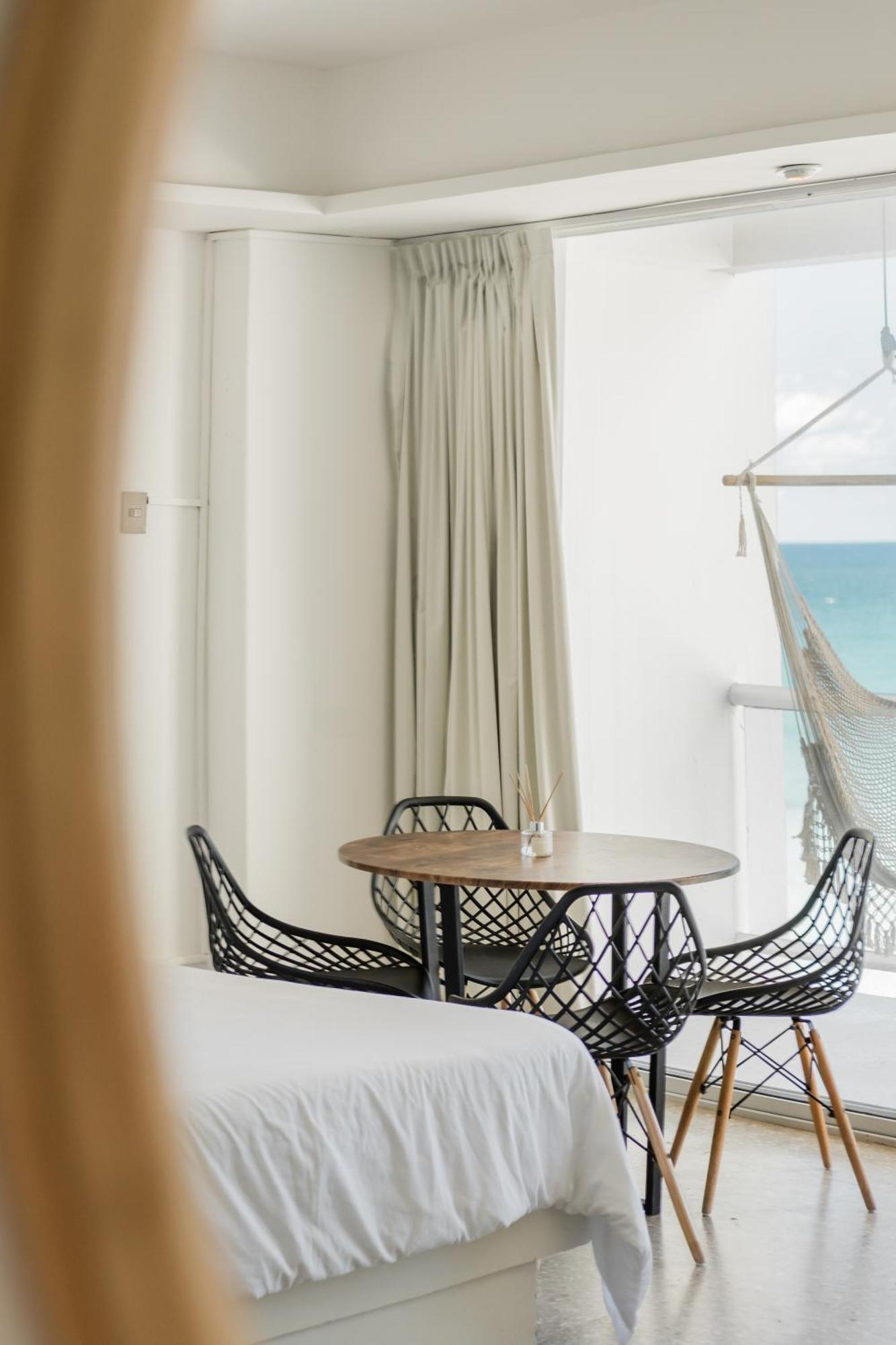 *Turquoise Escape- Beachfront Studio By Casa Paraiso* 칸쿤 외부 사진